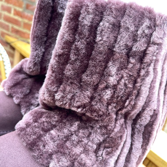 Classic Short Sherpa Corduroy BRAND NEW IN BOX - Picture 4 of 7